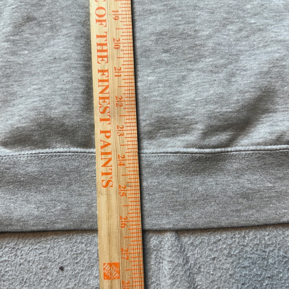 Yellowstone Hoodie Mens M Gray Dutton Ranch Montana Graphic Sweatshirt Pullover - Picture 6 of 8